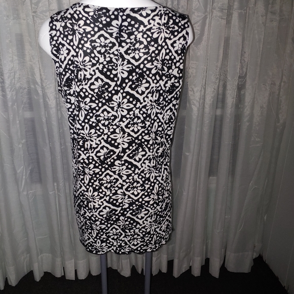 Tunic blouse.  SIZE L - Picture 10 of 12